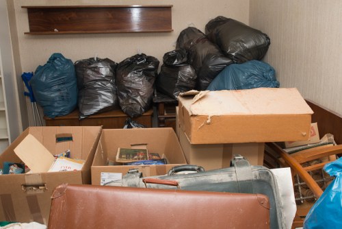 Eco-friendly disposal methods during home clearance